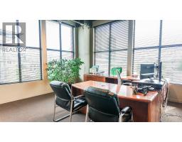 1630 Pandosy Street Unit# 404/405, Kelowna, BC V1Y1P7 Photo 8