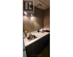 #301 - 332 Sheppard Avenue E, Toronto, ON M2N3B4 Photo 6