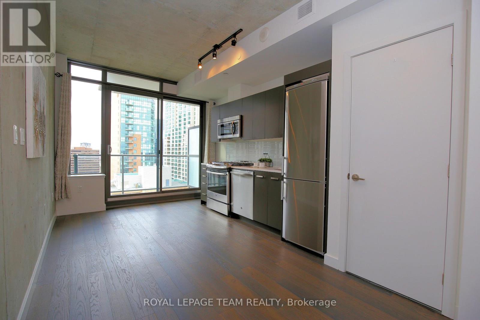 1 Bath House for Rent in Ottawa – 1313 – 224 LYON STREET, Ottawa – MLS# X13595082 - Image 11