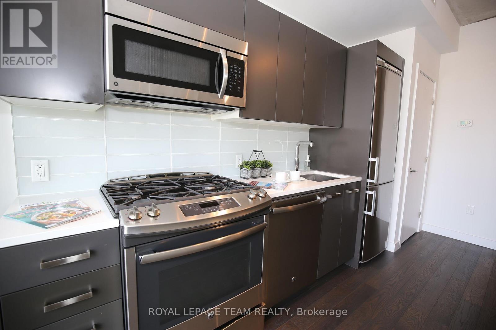 1 Bath House for Rent in Ottawa – 1313 – 224 LYON STREET, Ottawa – MLS# X13595082 - Image 16