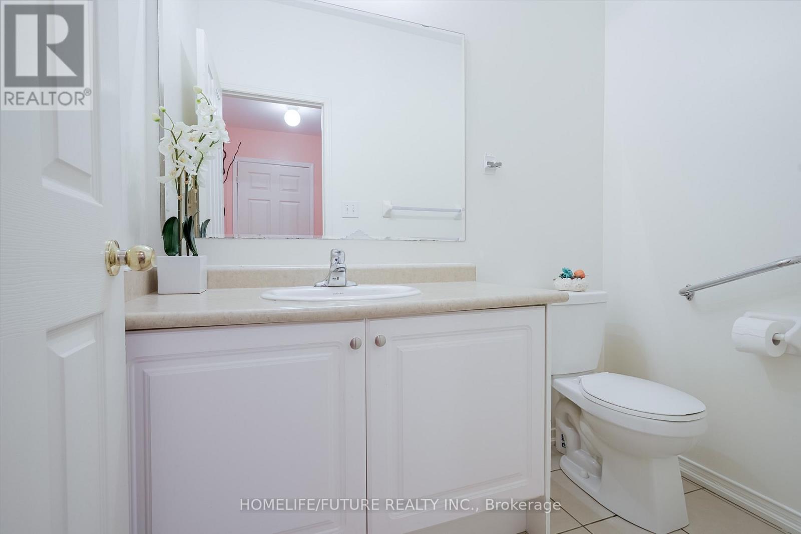 14 MOSELY CRESCENT - 41