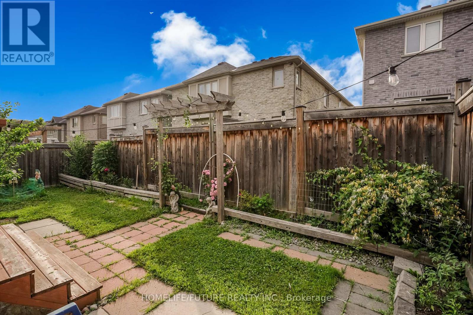 14 MOSELY CRESCENT - 49