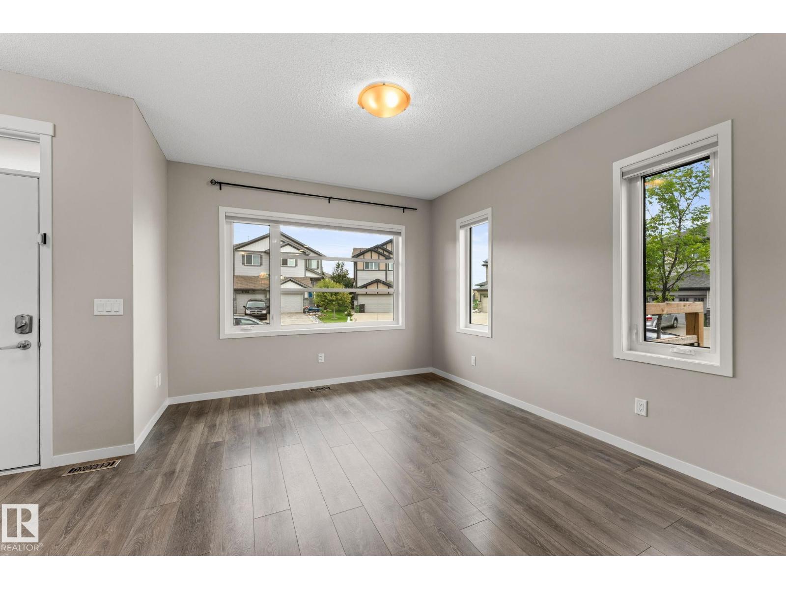 17159 49 ST NW - 6