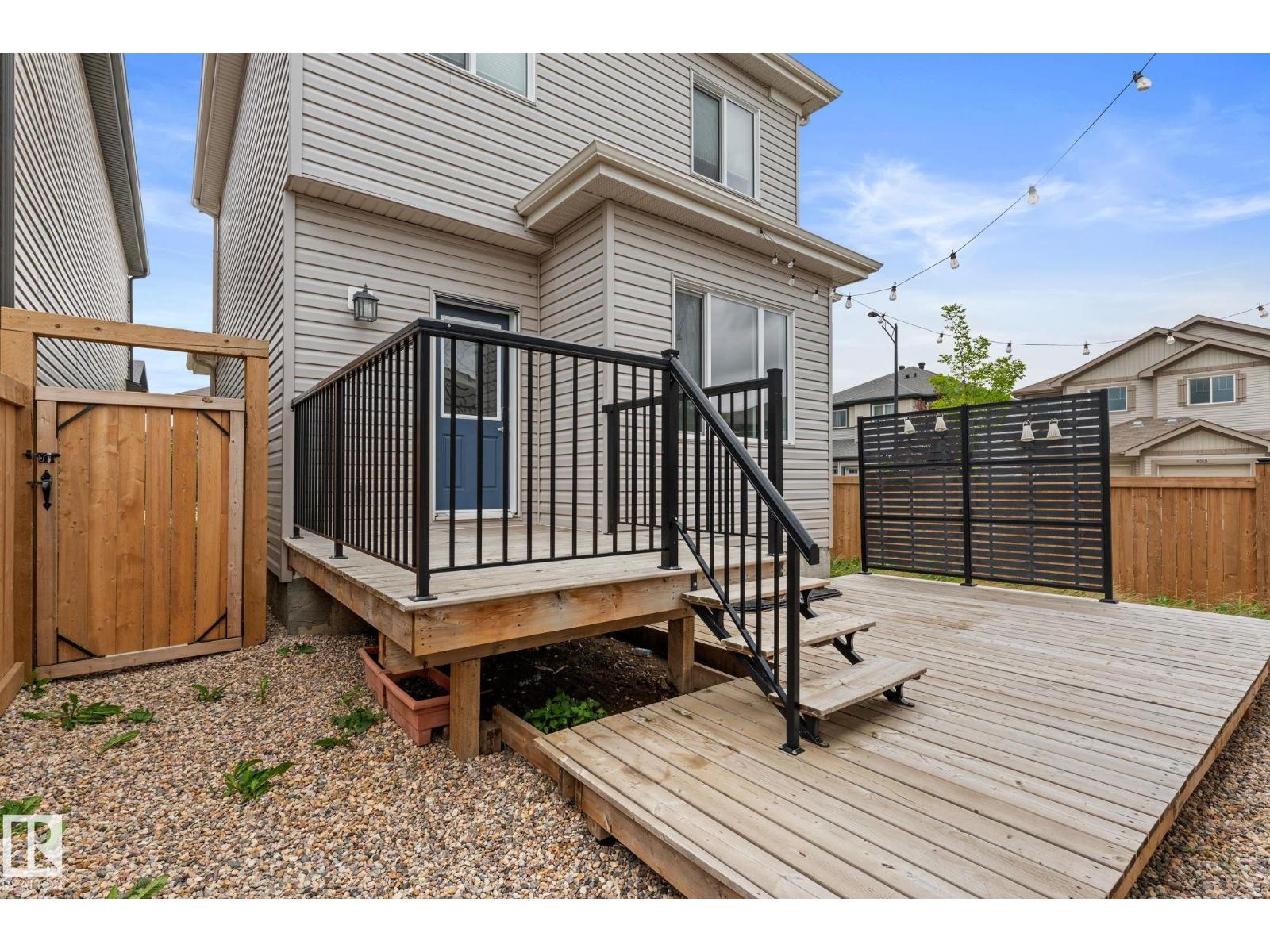 17159 49 ST NW - 33