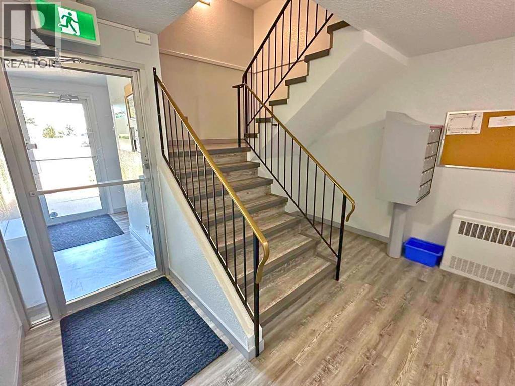 #102 7031 Gray Drive - 23