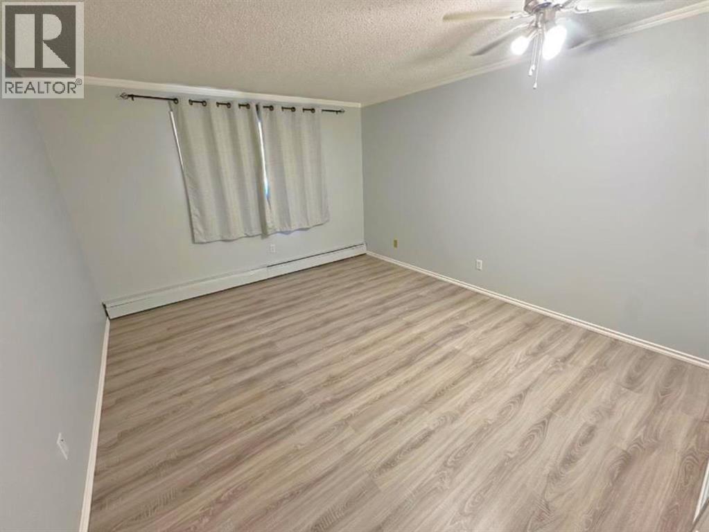 #102 7031 Gray Drive - 15