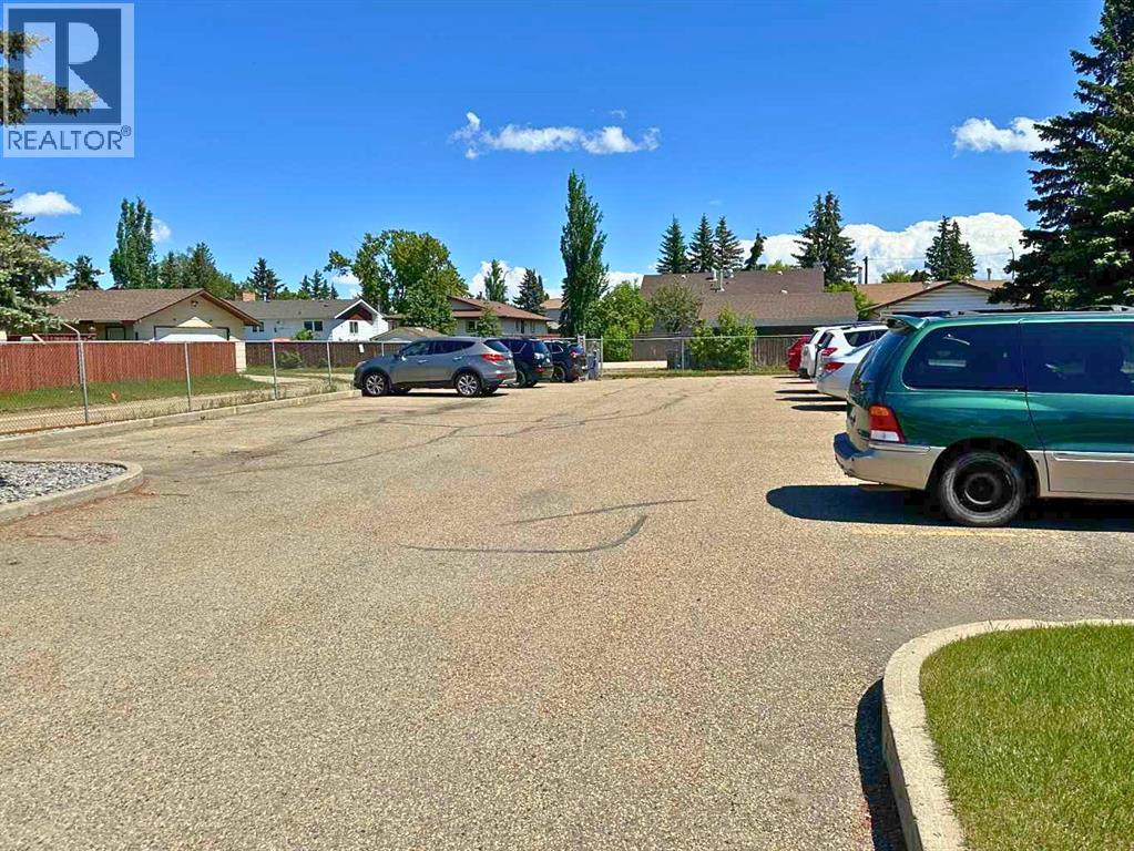 #102 7031 Gray Drive - 26