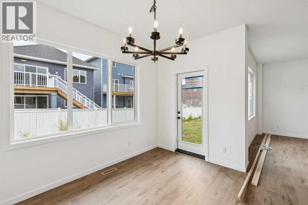 1030 Bayview Crescent SW - 15
