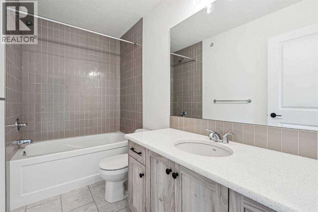1030 Bayview Crescent SW - 22