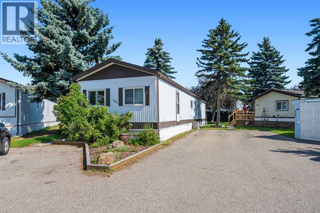 101 Burroughs Place NE - 2