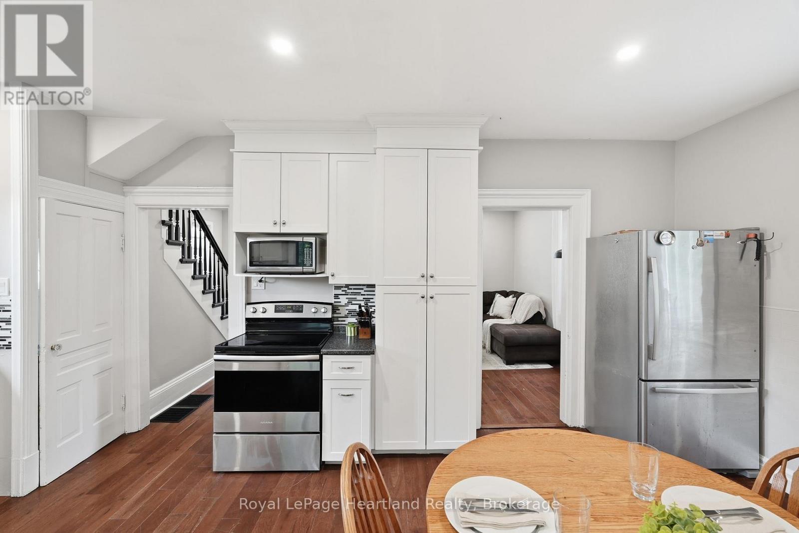 504 MAPLE STREET - 14
