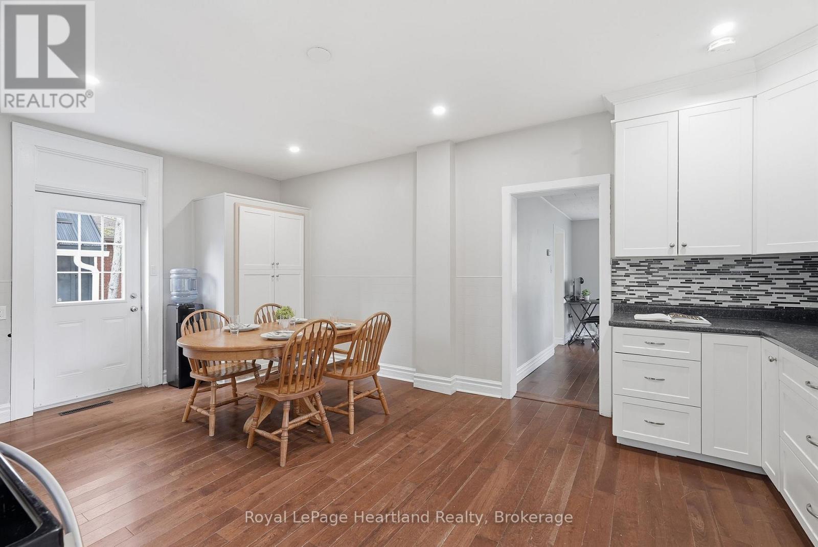 504 MAPLE STREET - 16