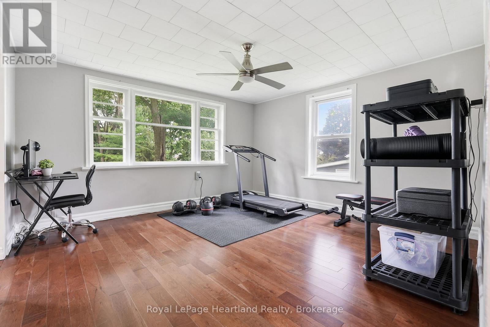 504 MAPLE STREET - 17