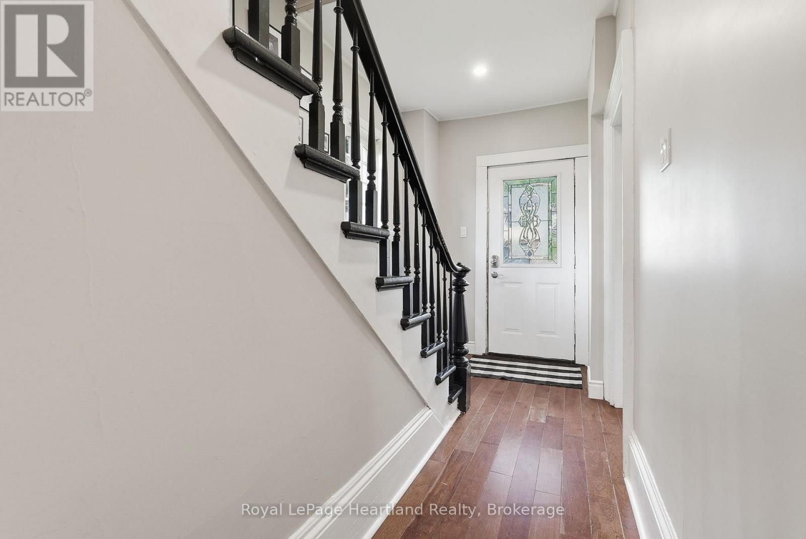 504 MAPLE STREET - 23