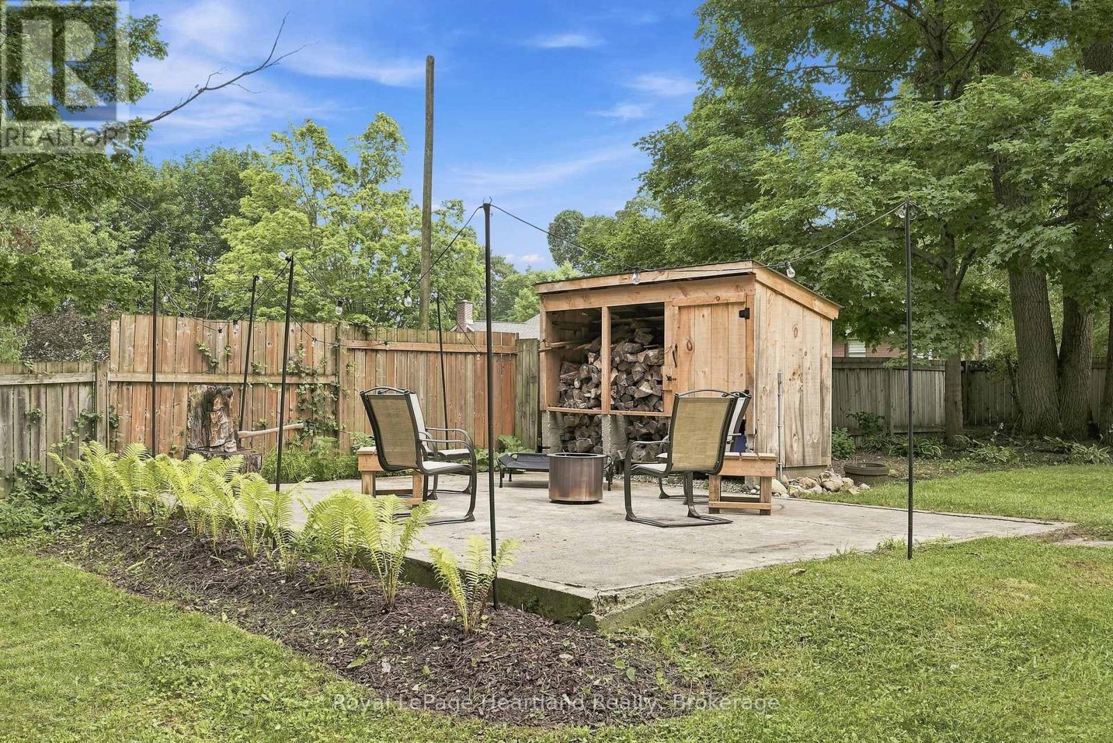 504 MAPLE STREET - 34