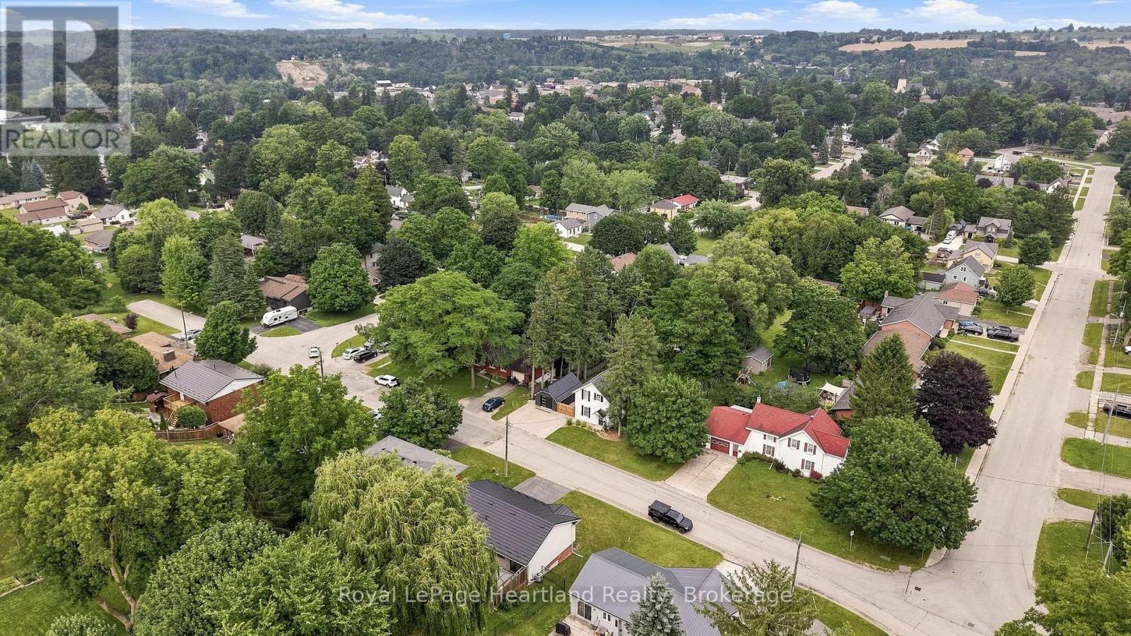 504 MAPLE STREET - 38