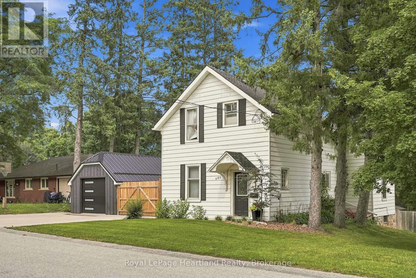 504 MAPLE STREET - 40