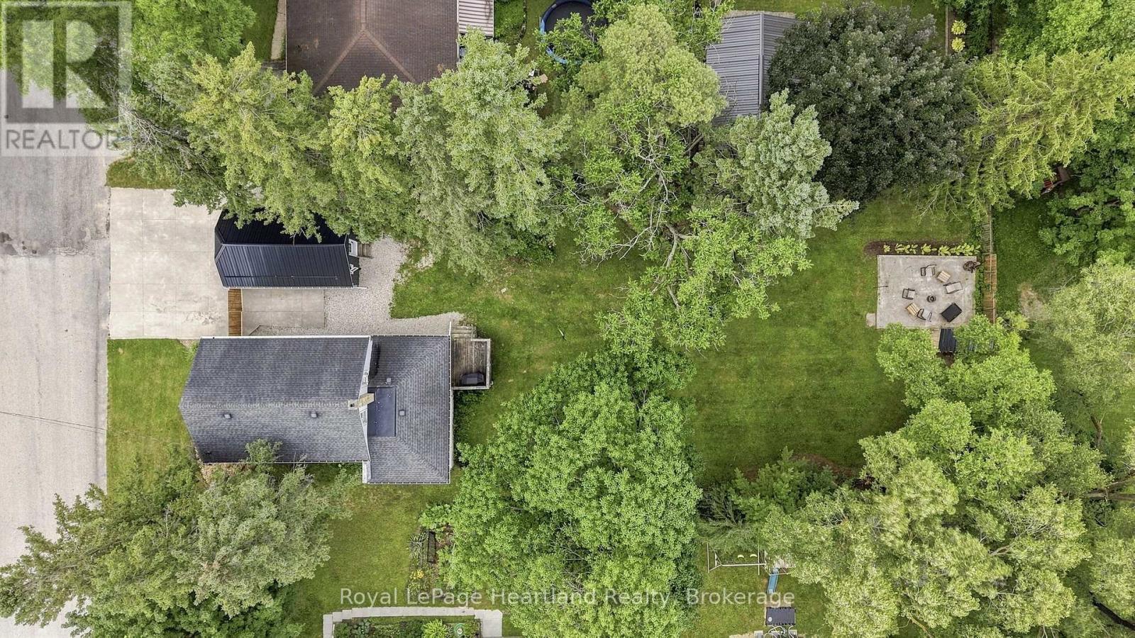 504 MAPLE STREET - 5