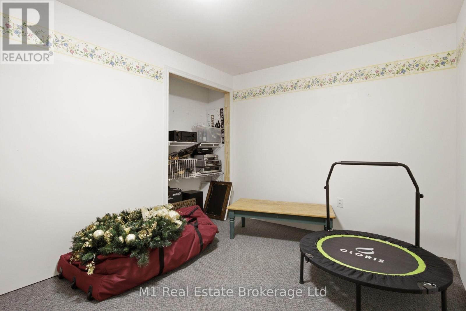 142631 35 ROAD - Image 27
