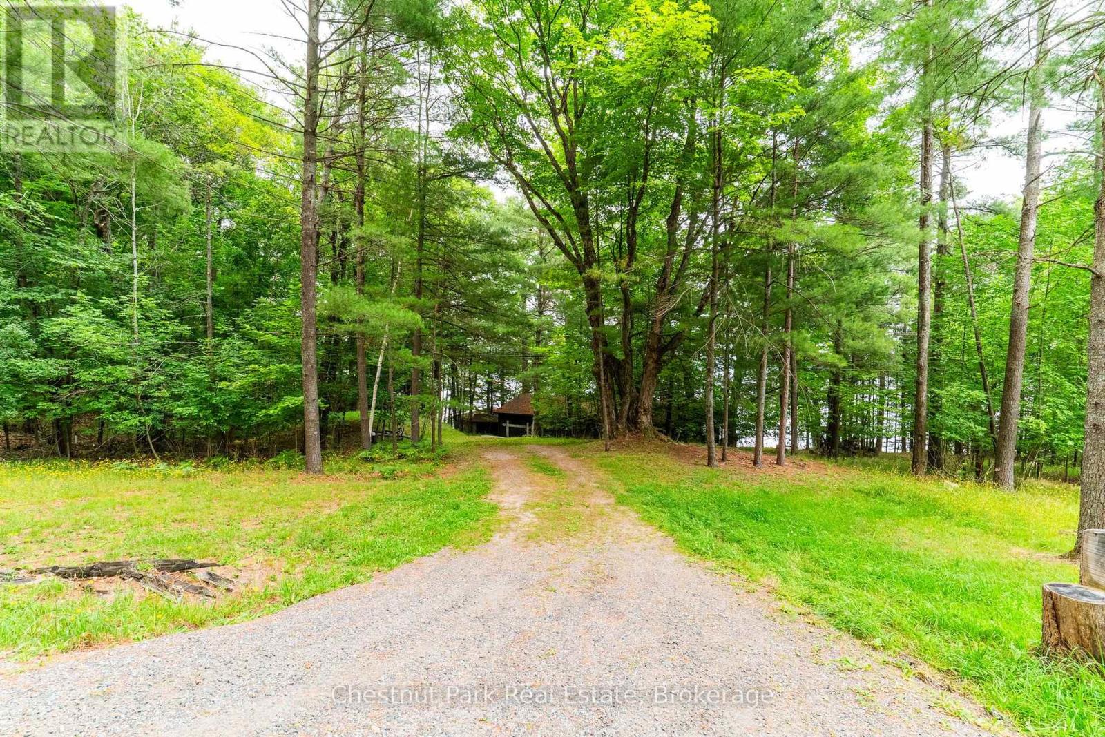 1049 SAGAMO BOULEVARD - 10