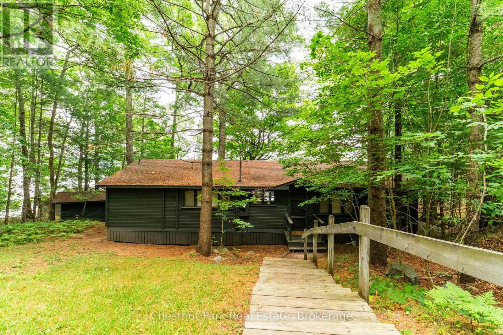 1049 SAGAMO BOULEVARD - 11