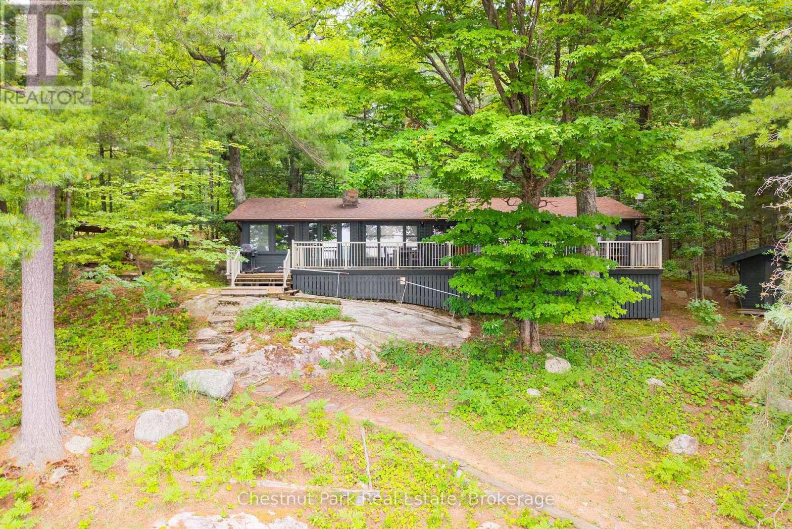 1049 SAGAMO BOULEVARD - 2