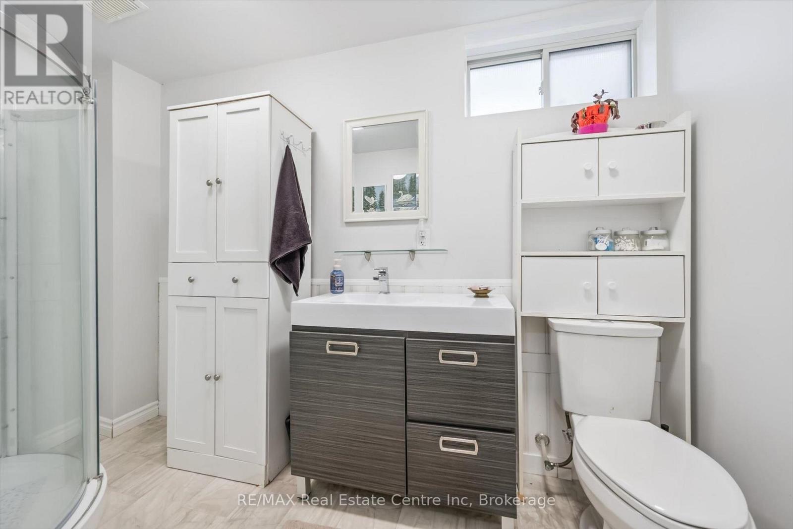 339 DANIEL CRESCENT - 27