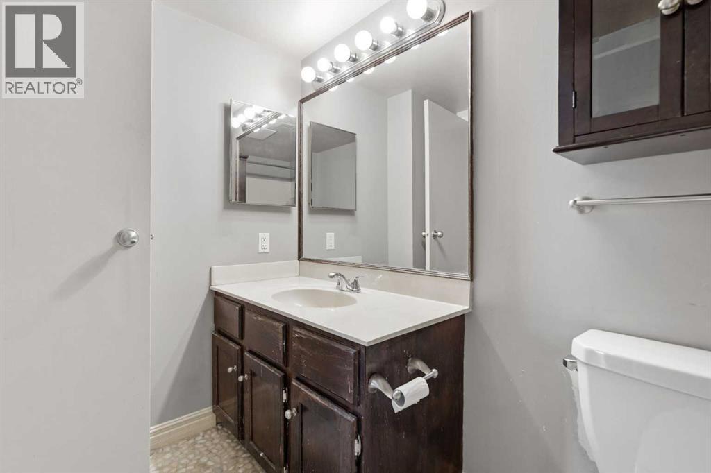 #406 145 Point Drive NW - 21