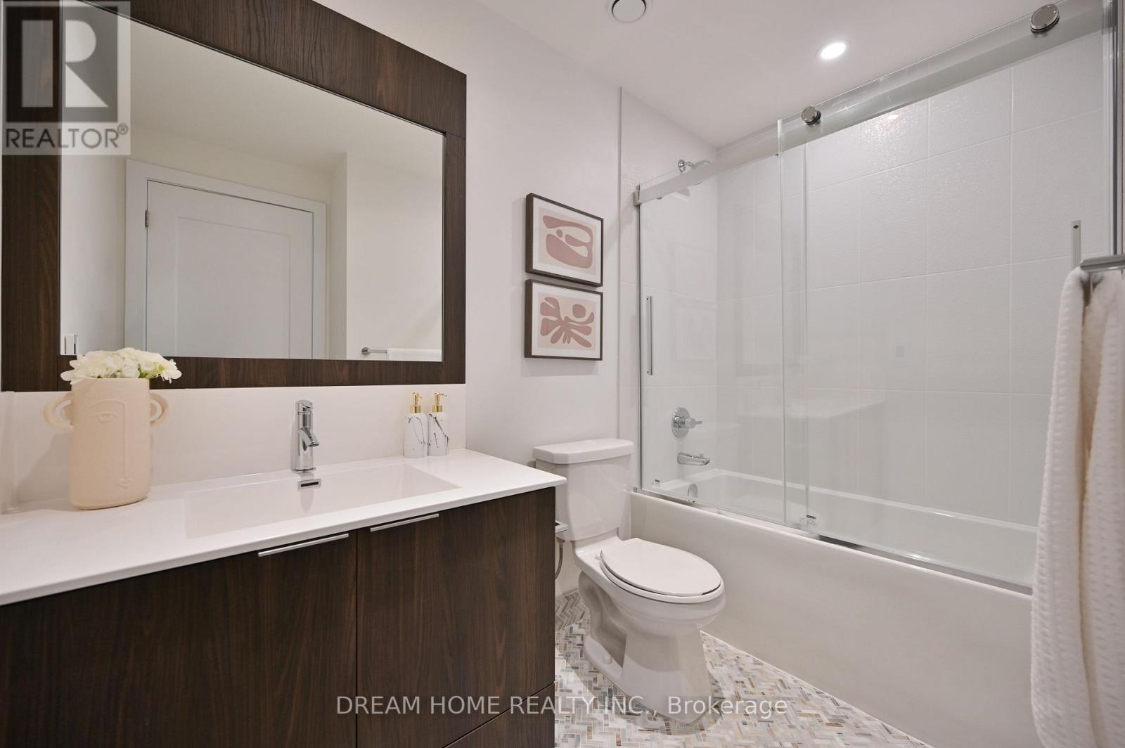 #802 25 ADRA GRADO WAY - 17