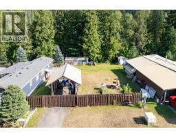 98 Johnson Way, Revelstoke, BC V0E2S0 Photo 13