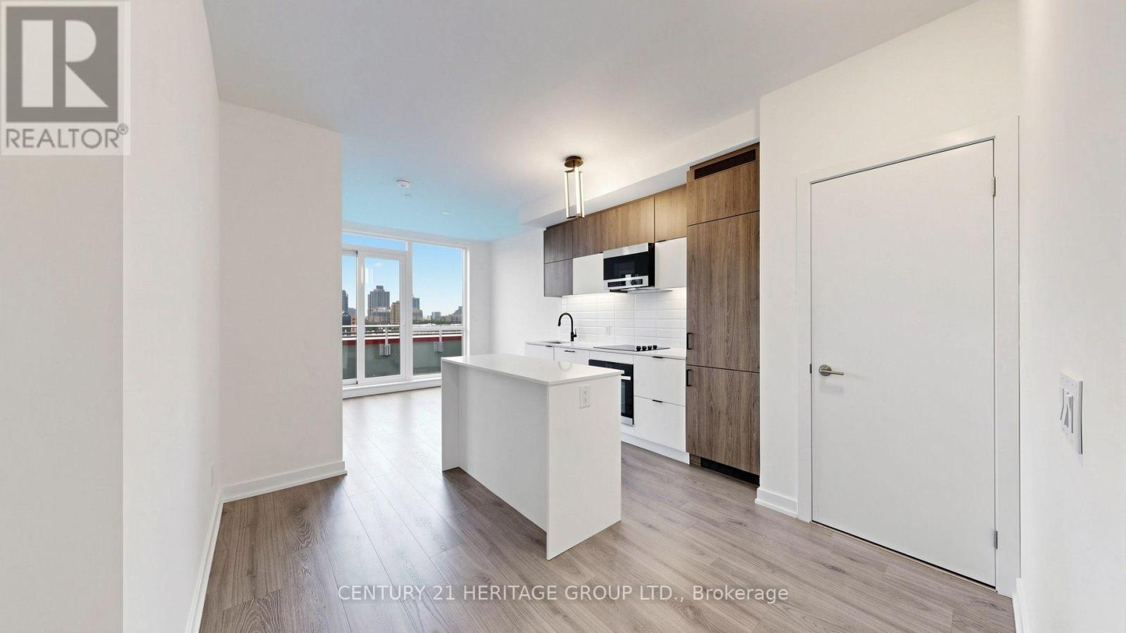 #718 8888 YONGE STREET - 15