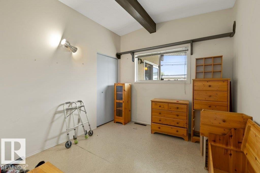 11408 53 AV NW - 14