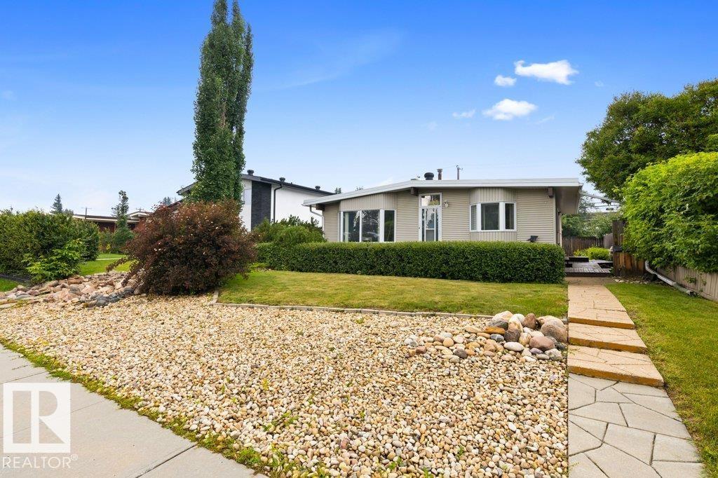 11408 53 AV NW - 2