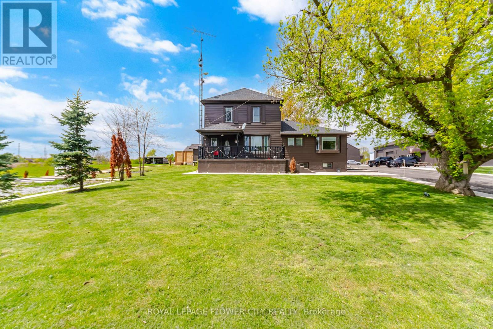2483 BURNHAMTHORPE ROAD - 12