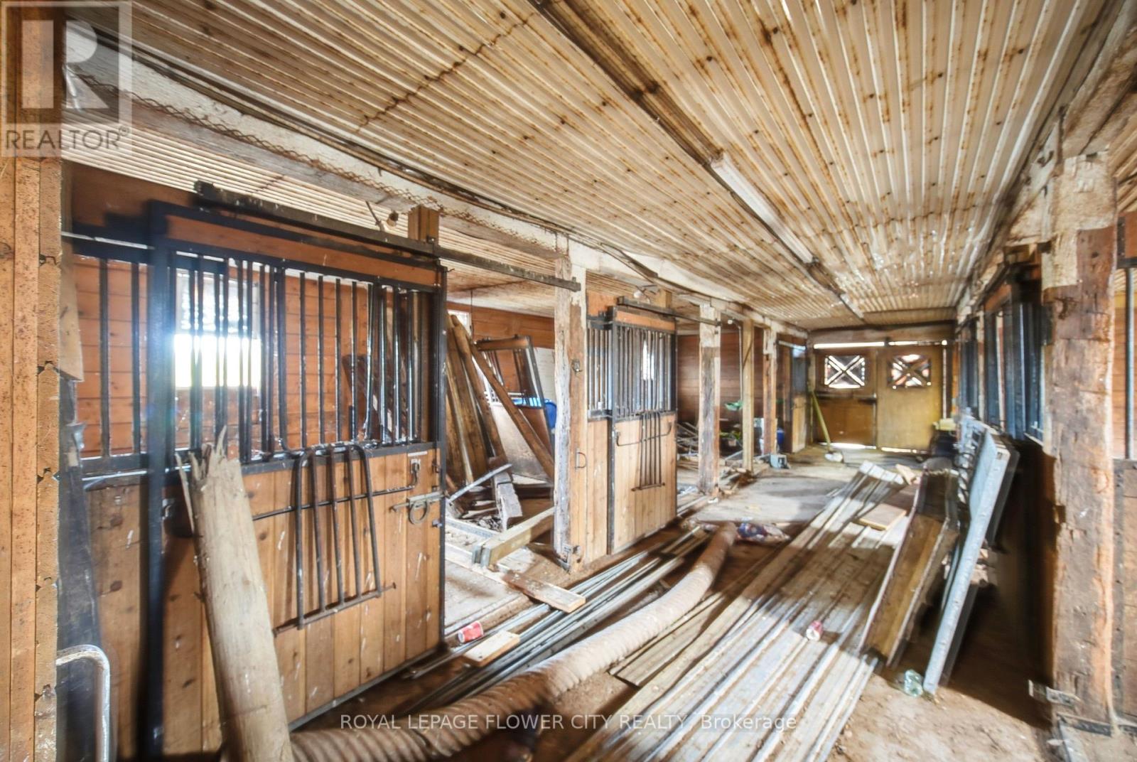 2483 BURNHAMTHORPE ROAD - 29