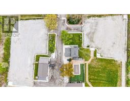 2483 Burnhamthorpe Road, Oakville, ON L6M4H1 Photo 42