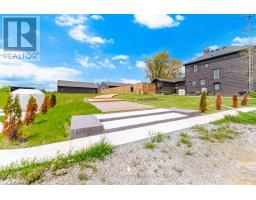 2483 Burnhamthorpe Road, Oakville, ON L6M4H1 Photo 20