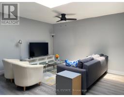 769a The Queensway, Toronto, ON M8Z1N1 Photo 7