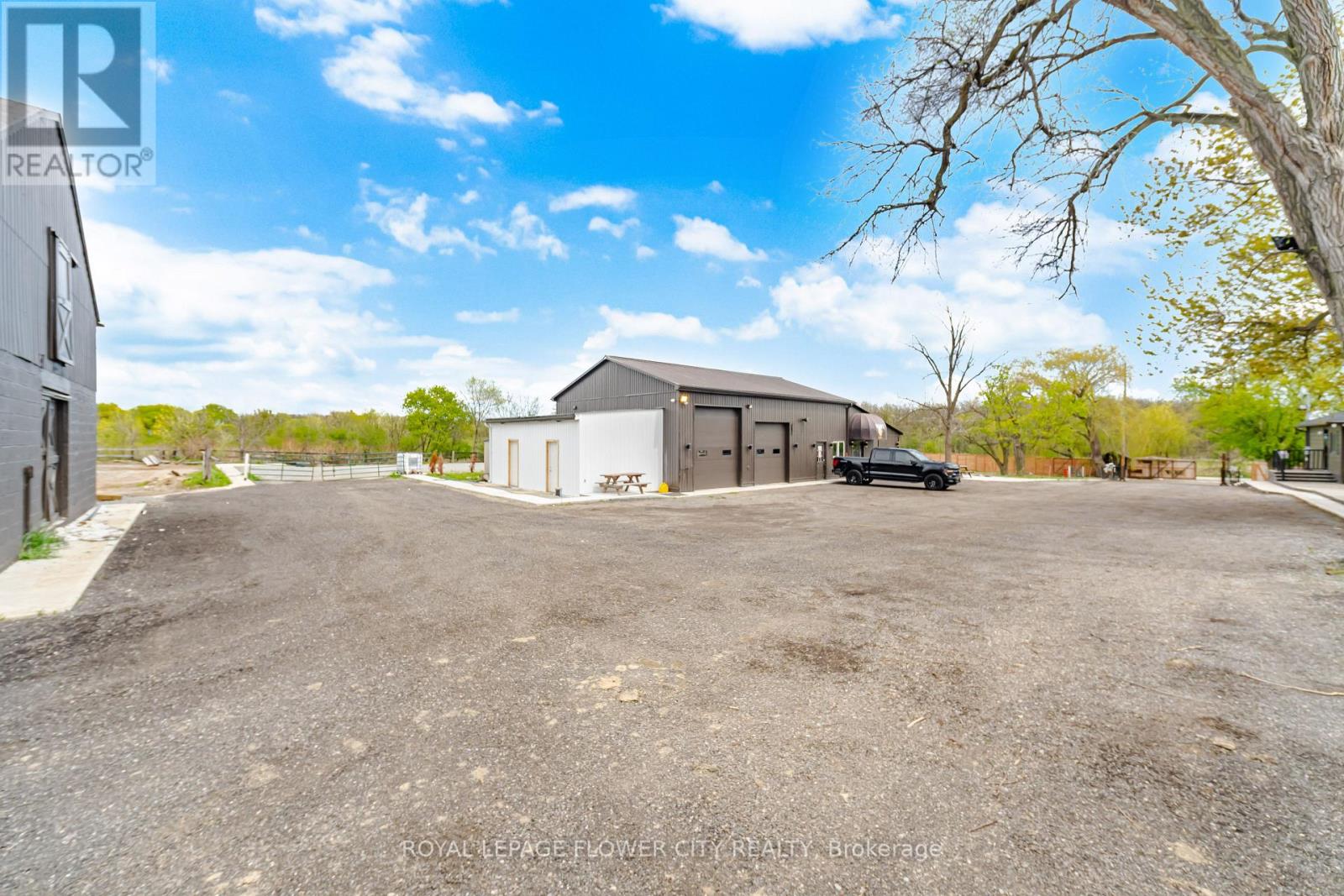 2483 BURNHAMTHORPE ROAD - 41