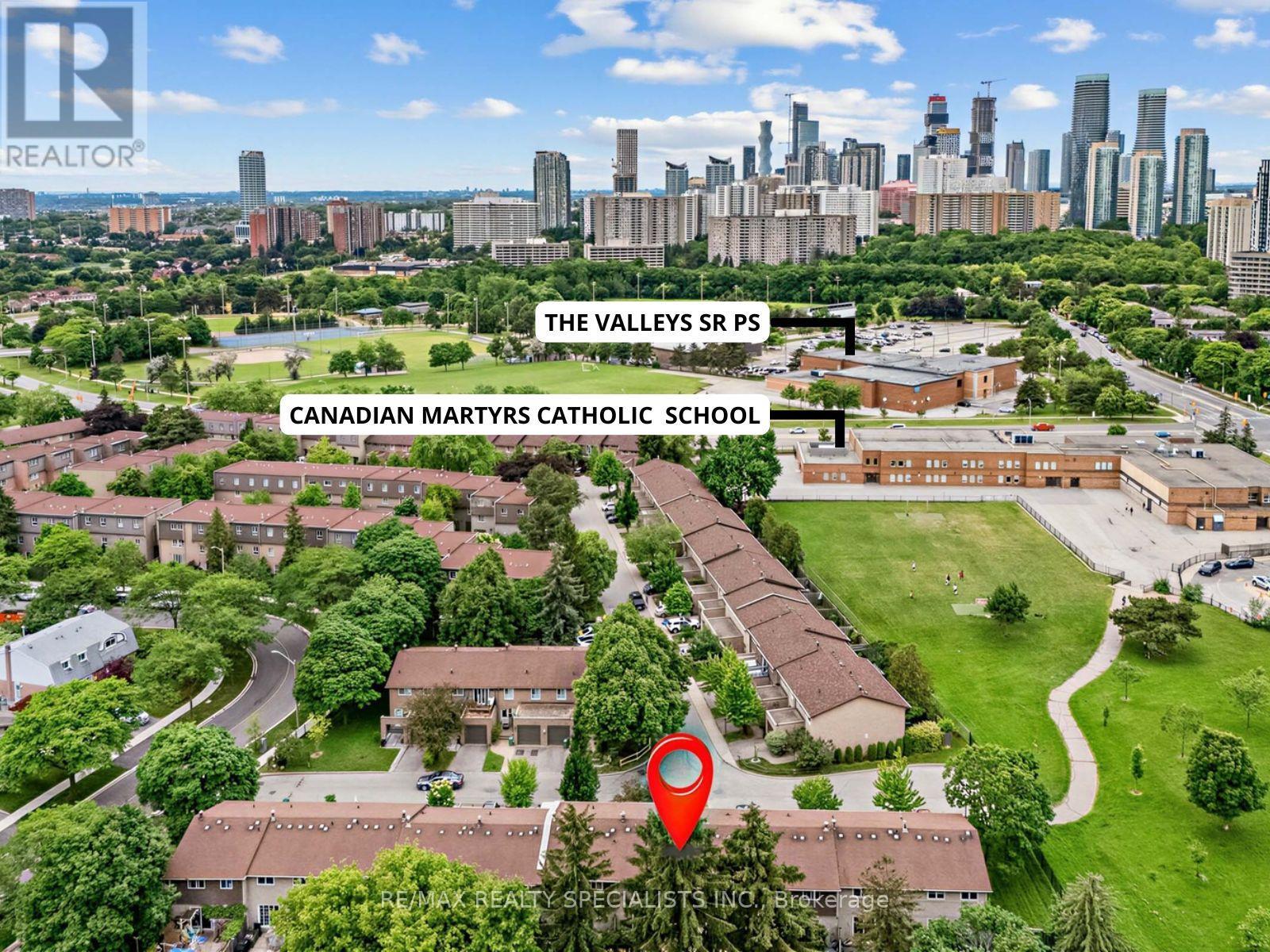 #7 405 HYACINTHE BOULEVARD - Image 34