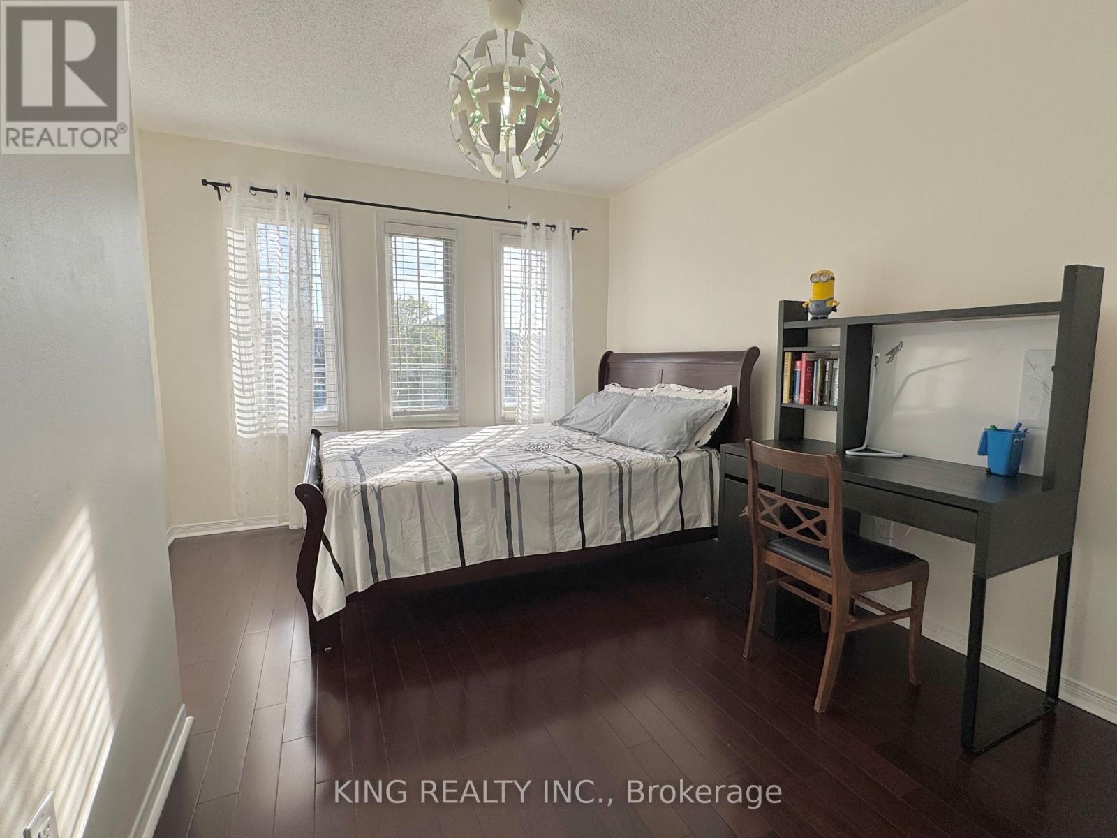 277 MORNINGMIST STREET - 17