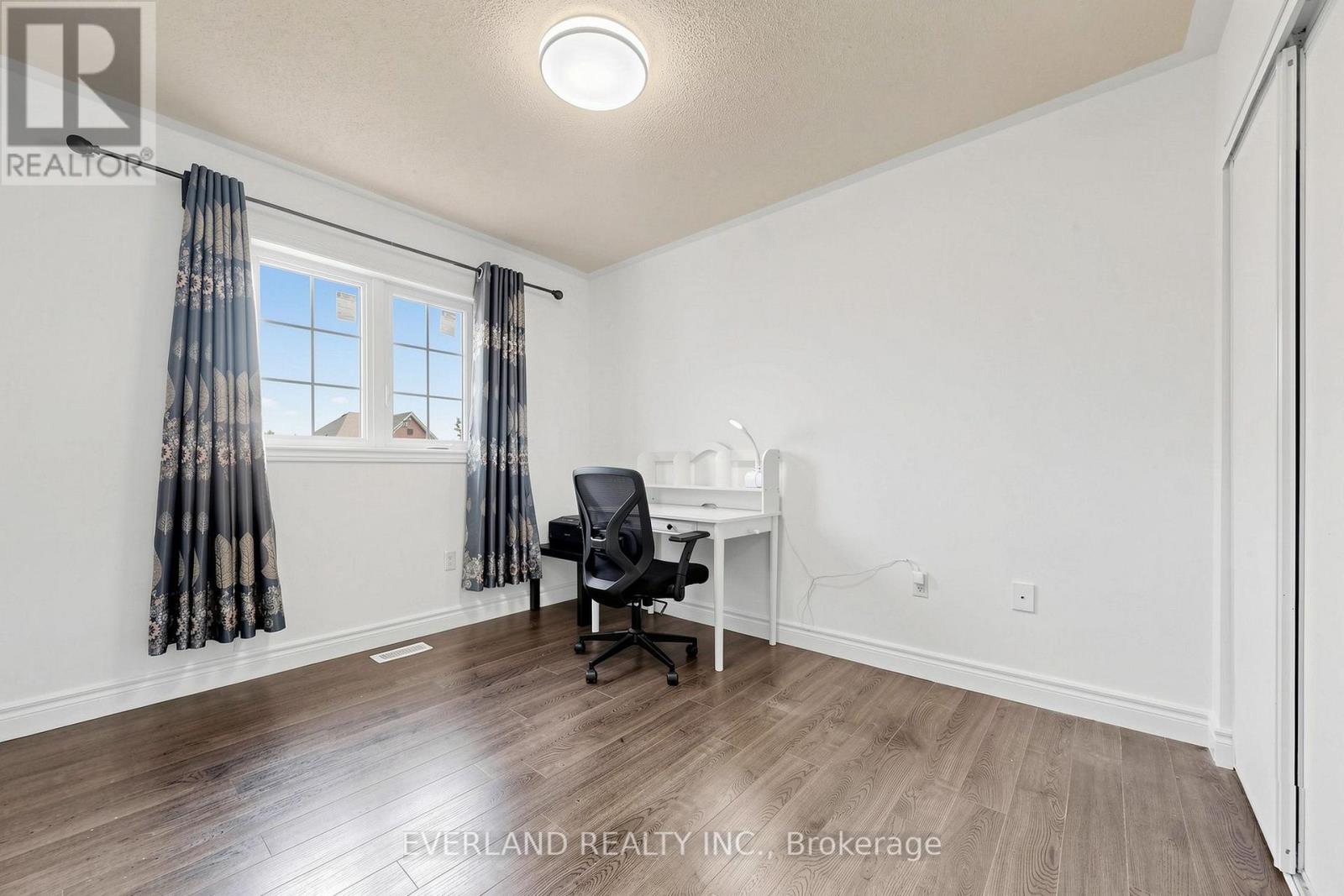 5588 HIGHBANK ROAD - 14