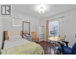 55 Hartley Avenue, Toronto, ON M6E4E9 Photo 13