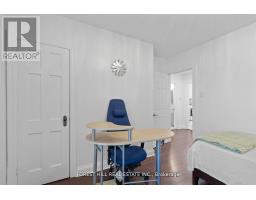 55 Hartley Avenue, Toronto, ON M6E4E9 Photo 14