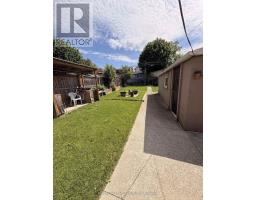 55 Hartley Avenue, Toronto, ON M6E4E9 Photo 25