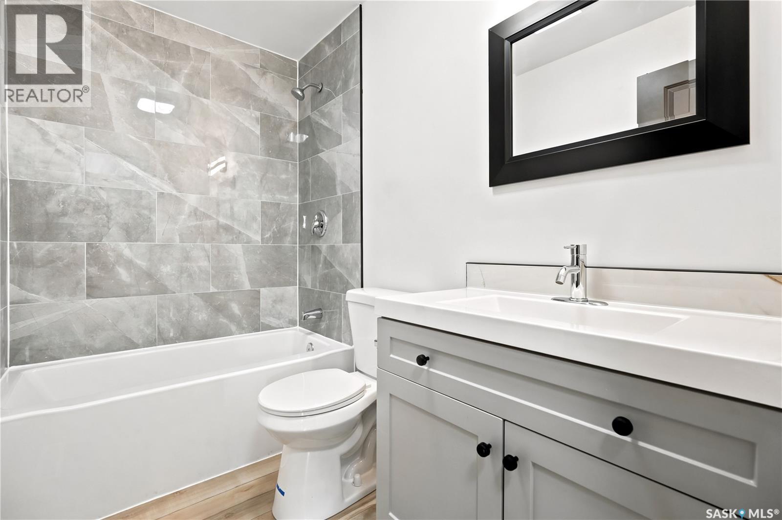 434 Company AVENUE S - Image 12