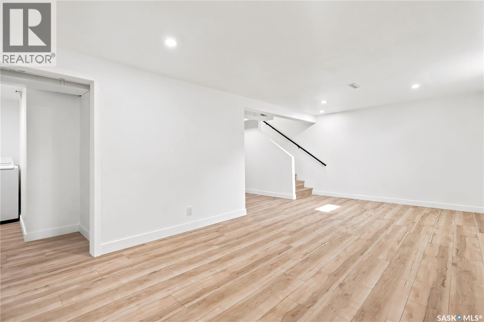 434 Company AVENUE S - 20