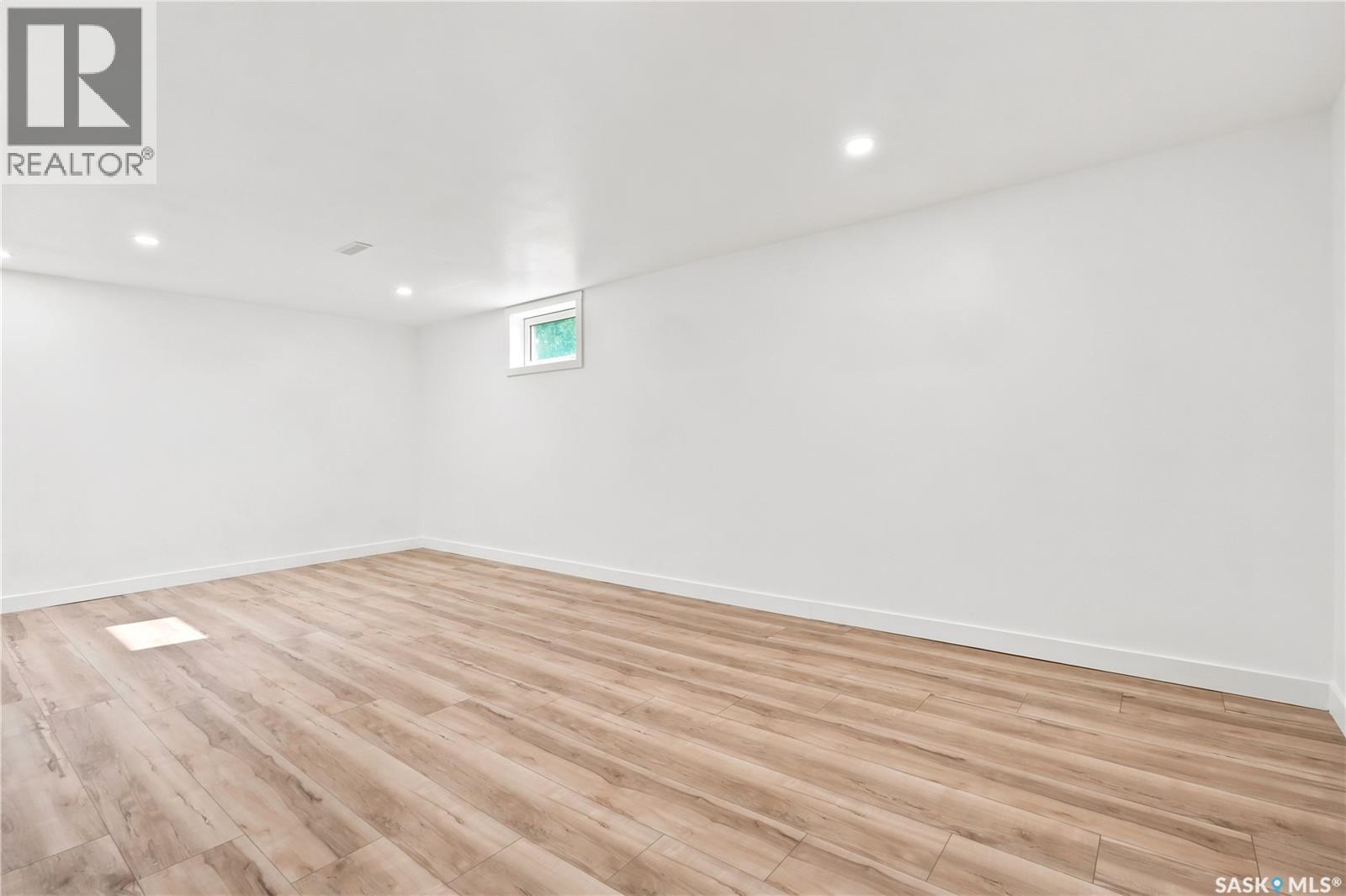 434 Company AVENUE S - Image 22