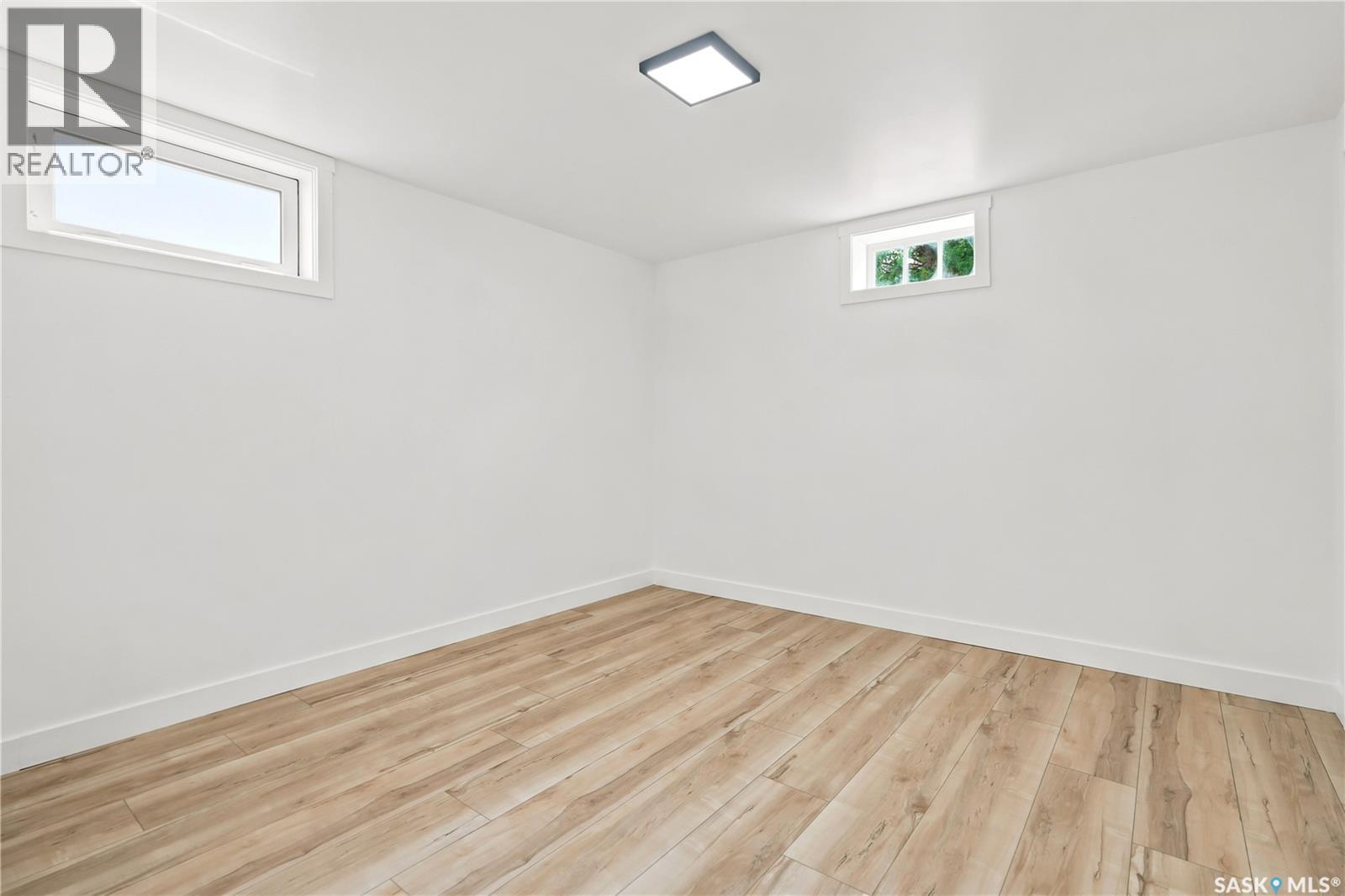 434 Company AVENUE S - Image 23