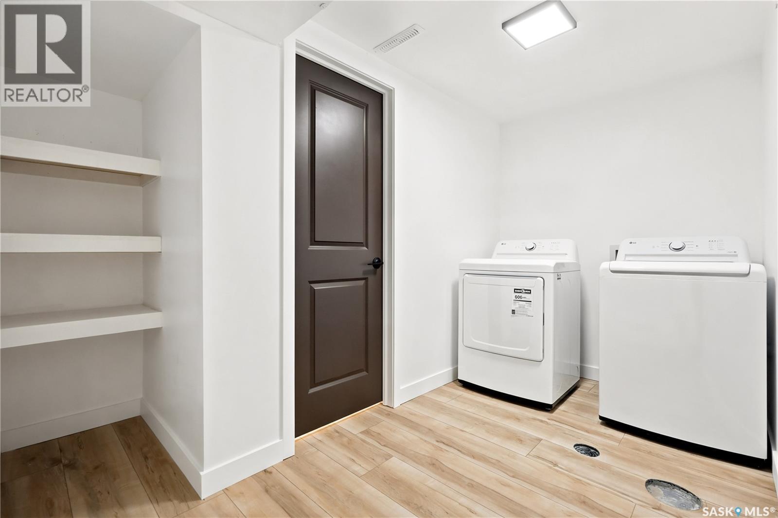434 Company AVENUE S - Image 25